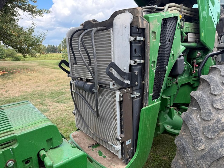 john-deere-8130-image-82
