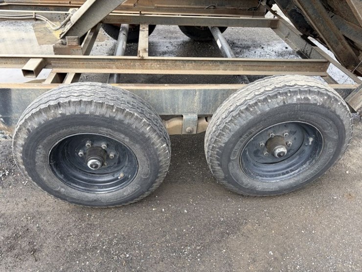 2004-c&b-12-12k-t/a-utility-dump-trailer-image-16