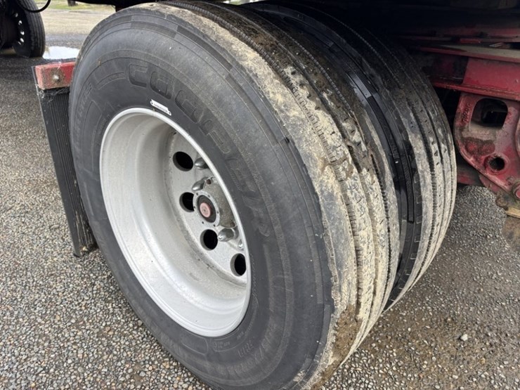 alloy-tri-axle-flatbed-pup-trailer-image-19