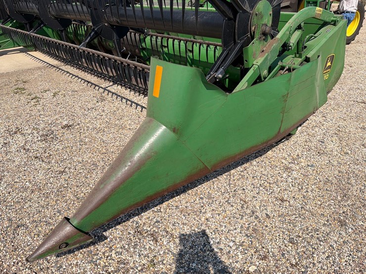 john-deere-220-image-23