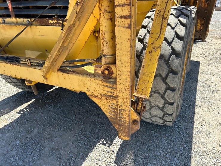 komatsu-gd650a-image-63