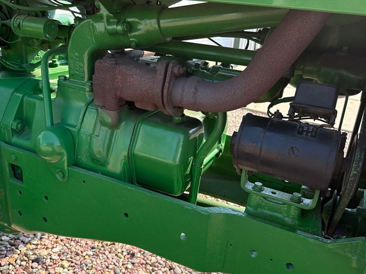 john-deere-70-image-41