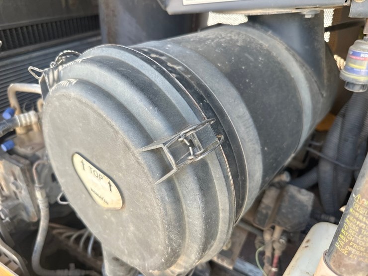 #61443-•-komatsu-61px-15-dozer-image-45
