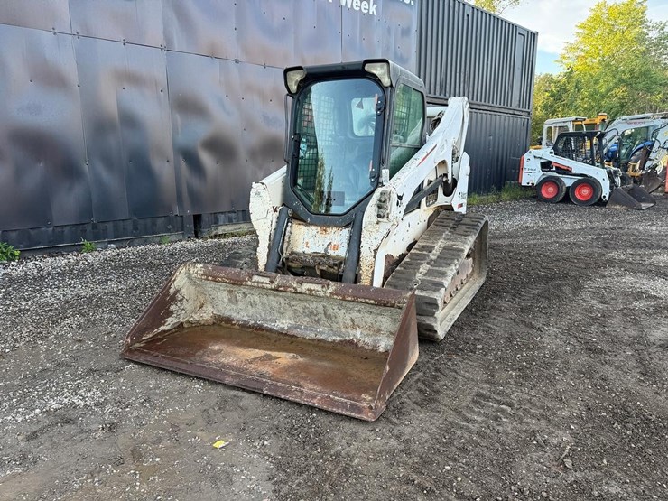 bobcat-t750-image-8