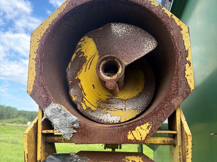 john-deere-1210a-image-12