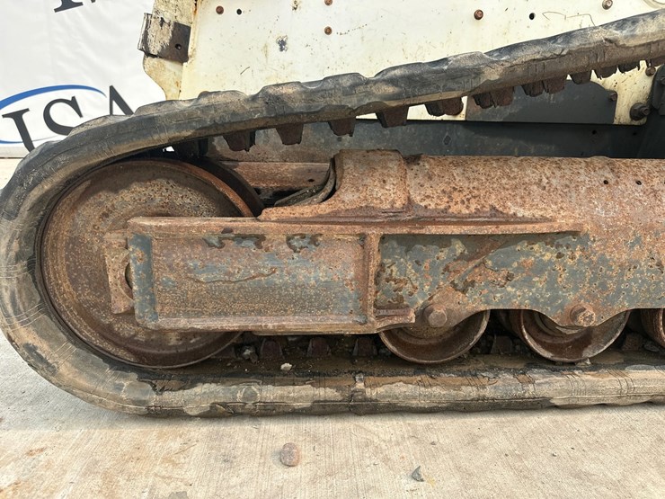 2018-bobcat-t630-image-52