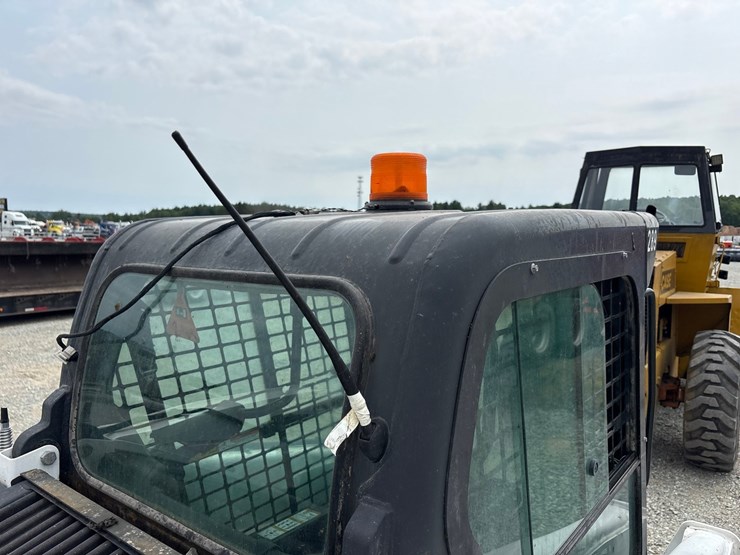 2018-bobcat-t870-image-23
