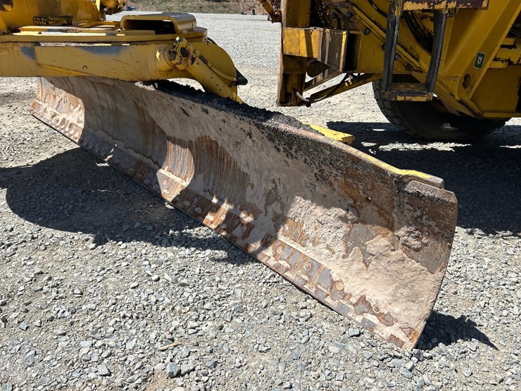 komatsu-gd650a-image-46