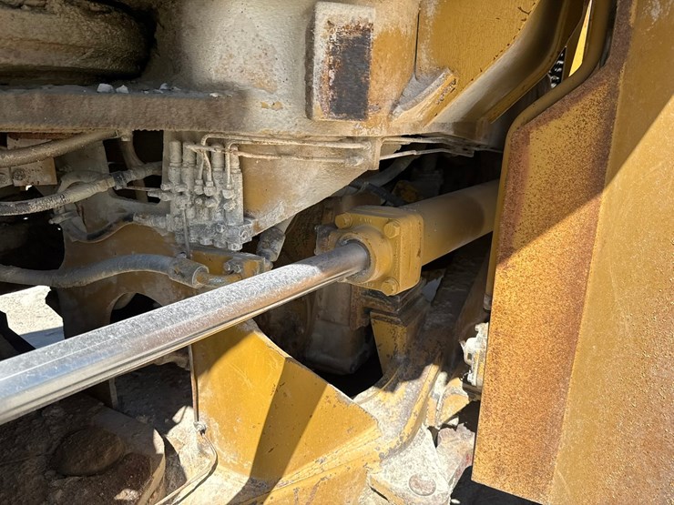 caterpillar-988-image-62