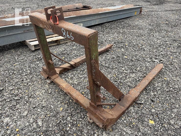 3-point-bale-forks-image-3