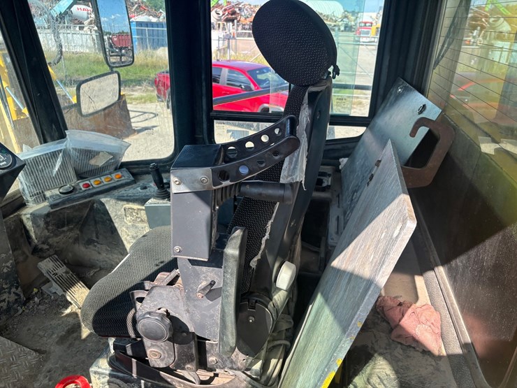 2015-bomag-bc572-1172-image-34