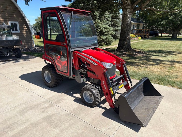 2021-massey-ferguson-4-image-3