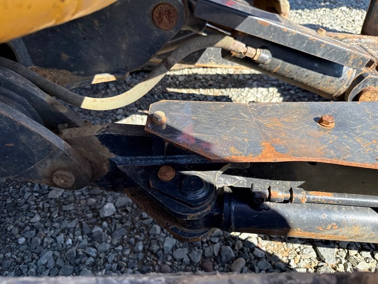 deere-35g-image-74