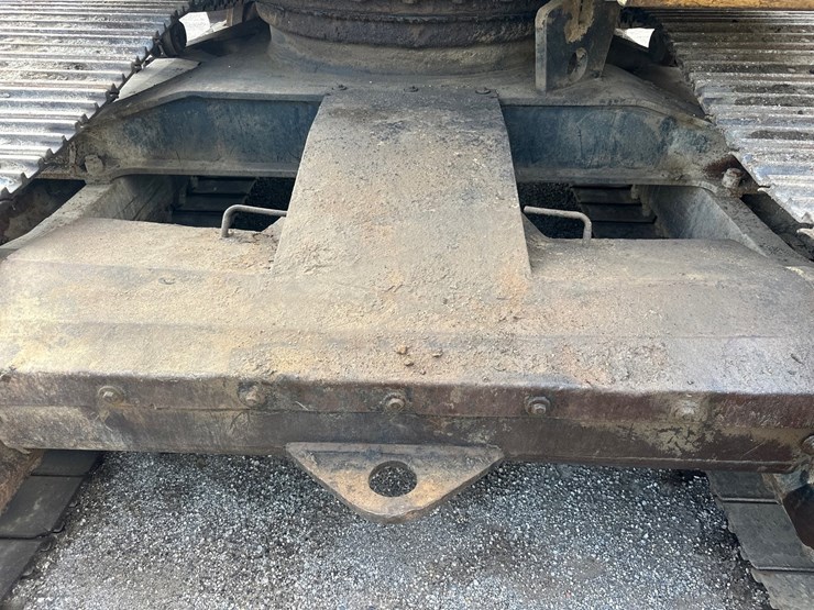 caterpillar-225d-lc-image-67