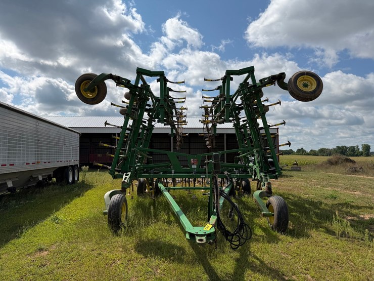 john-deere-2200-image-2