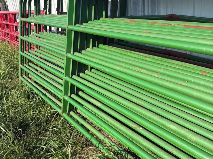 9-10ft-corral-panels-image-9
