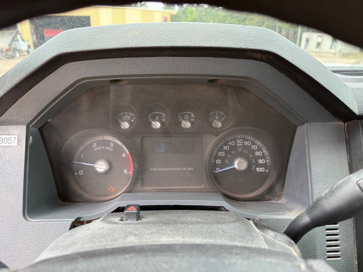 2014-ford-f450-image-45