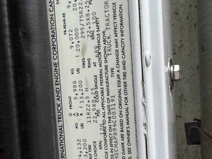 2004-international-9900i-image-94