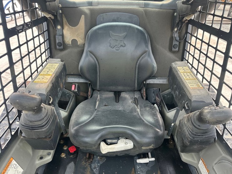 2018-bobcat-t630-image-28