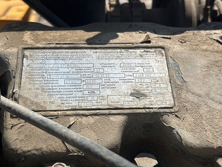 mack-rd690s-image-45