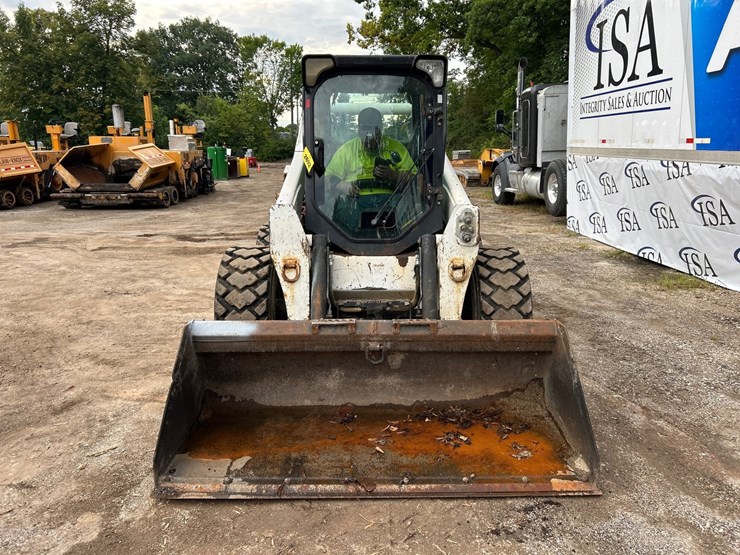2012-bobcat-s850-image-8