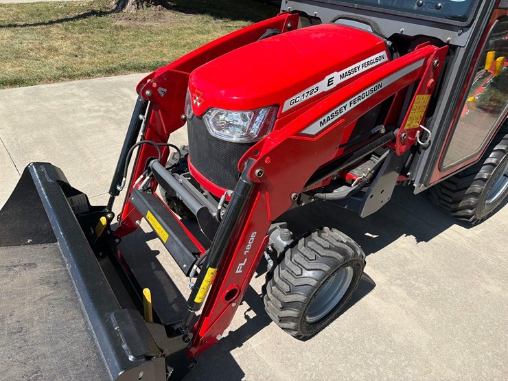 2021-massey-ferguson-4-image-12
