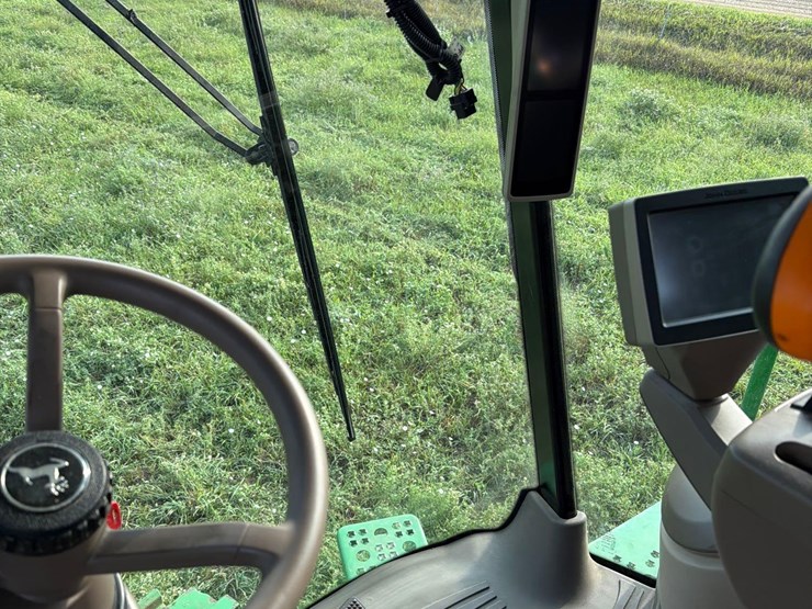 2013-john-deere-s660-image-73
