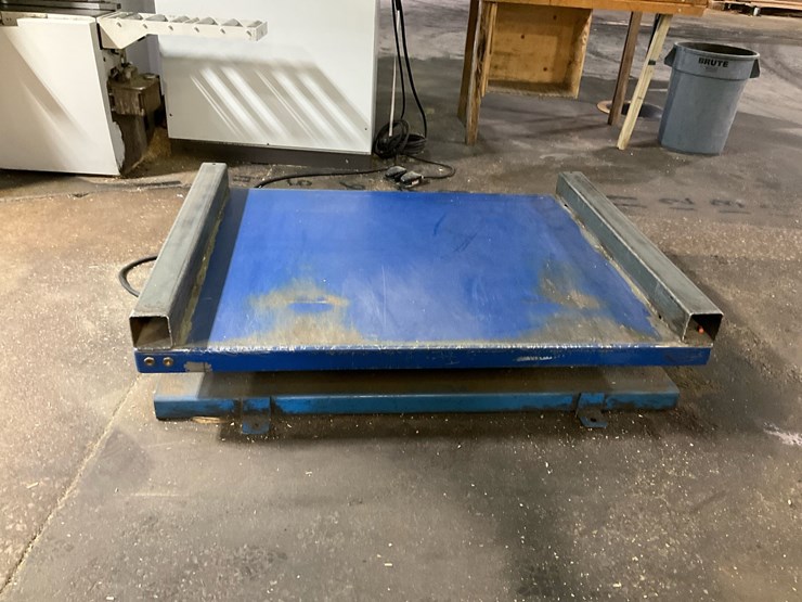 #192-•-hydraulic-scissor-lift-table-image-1