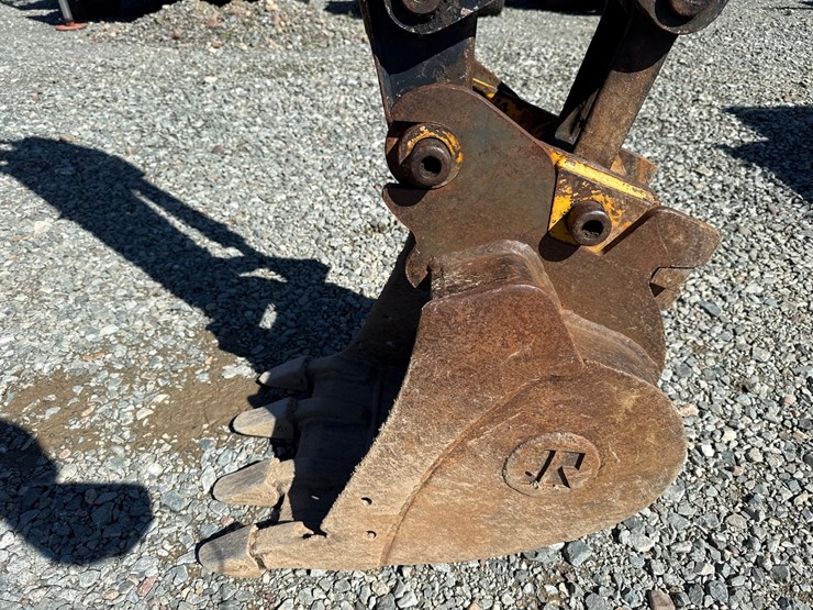 deere-35g-image-41