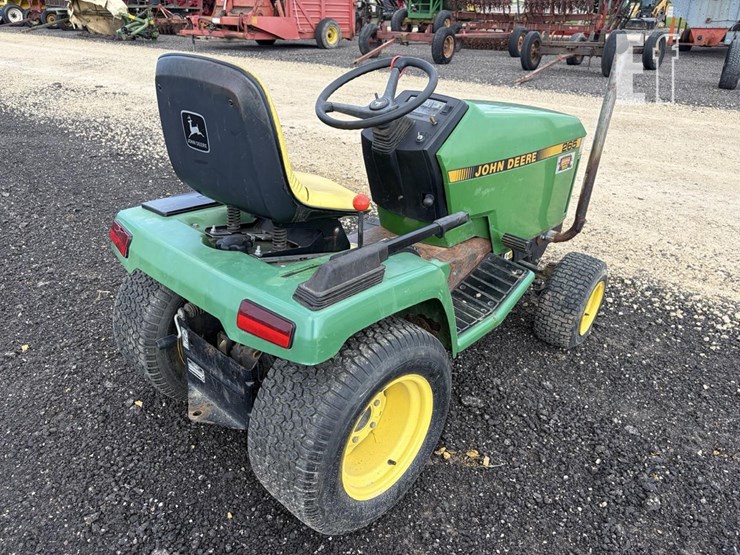 john-deere-265-image-3
