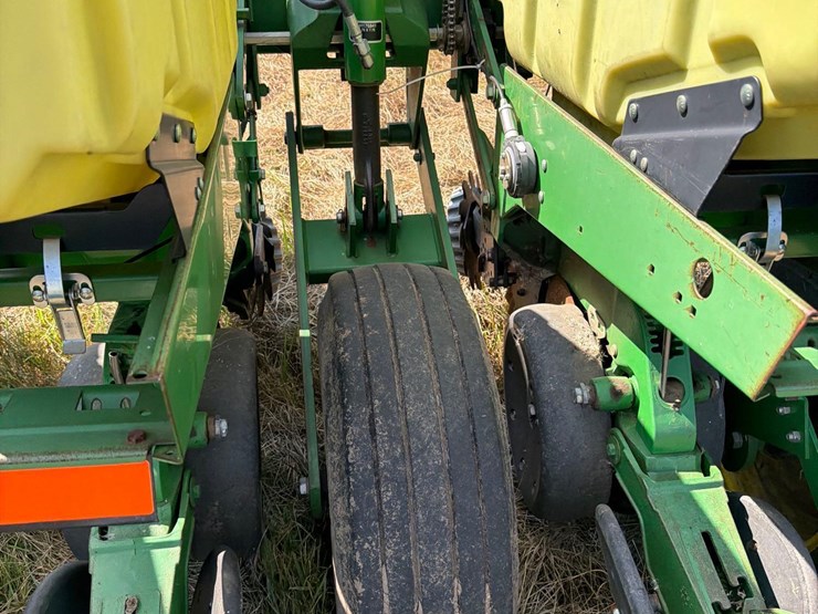 john-deere-1760-image-44