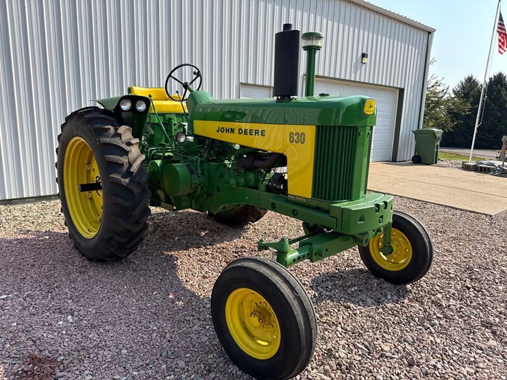 john-deere-630-image-2