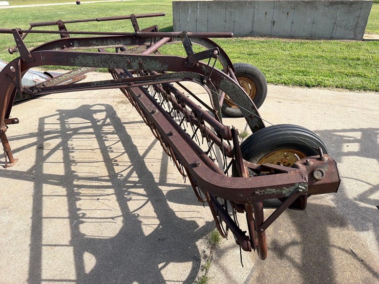 new-holland-55-image-10