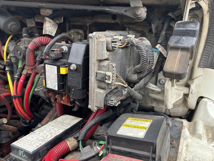 #2297-•-2017-freightliner-m2-single-axle-day-cab-truck-tractor-image-39