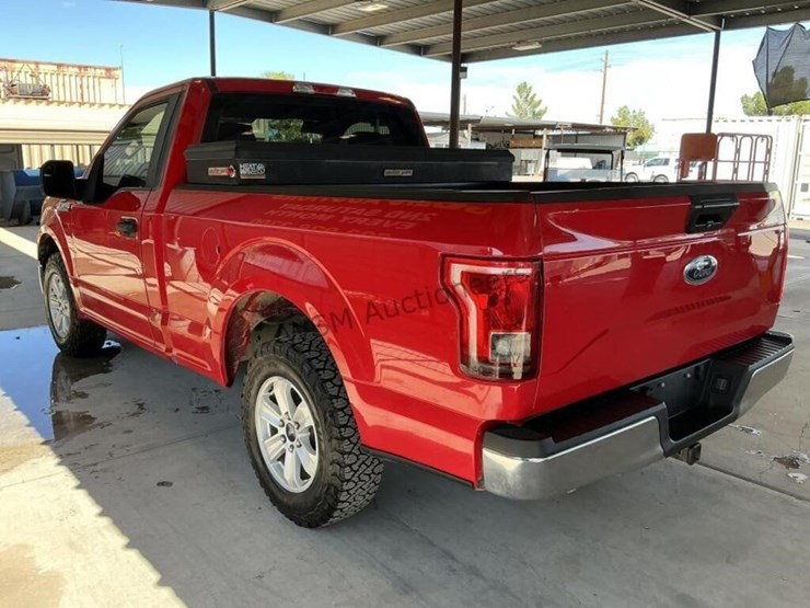 2017-ford-f150-image-5
