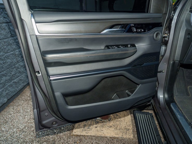 #118-•-offered-at-no-reserve-|-2023-jeep-grand-wagoneer-obsidian-image-73
