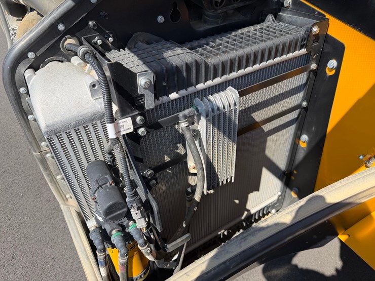 2024-jcb-509-42-image-50