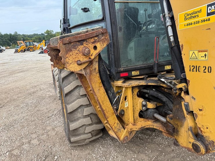 2013-caterpillar-416f-image-18