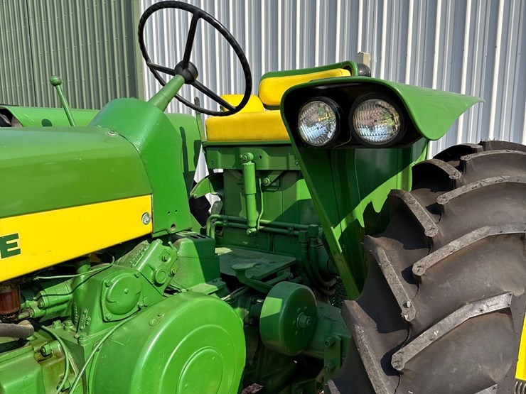 john-deere-530-image-17