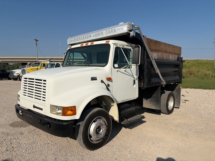 2000-international-4700-image-1