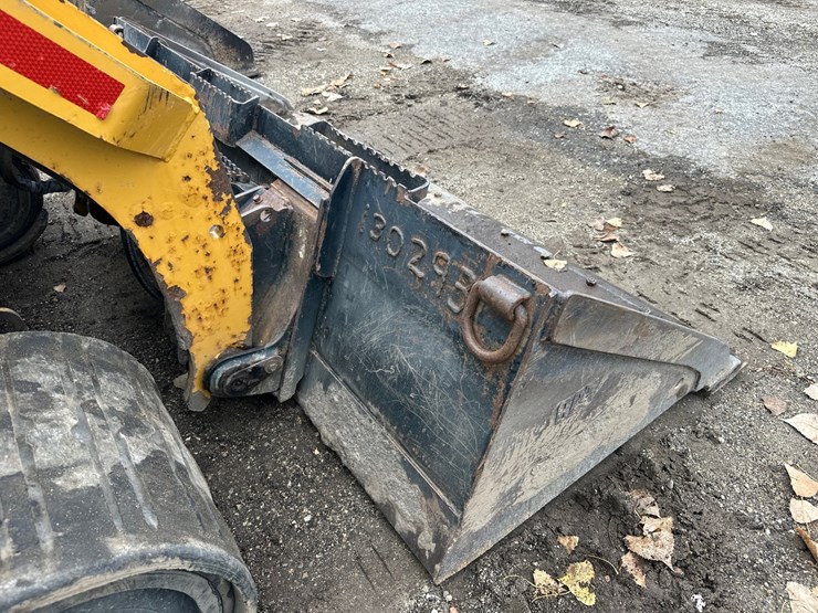 caterpillar-287d-image-25