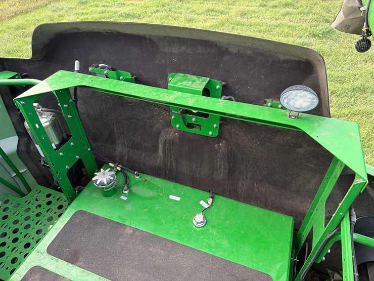 2013-john-deere-s660-image-108