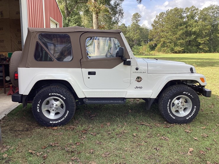 2002-jeep-wrangler-image-2