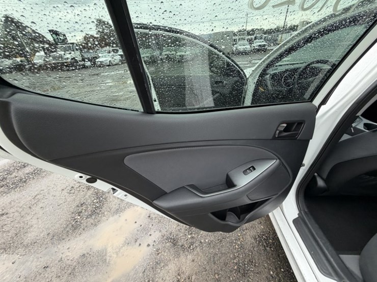 2015-kia-optima-sedan-image-23