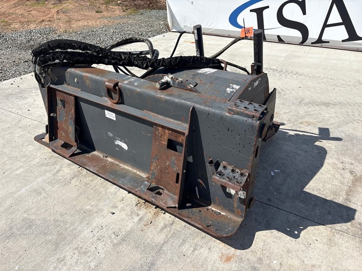 #5461-•-bobcat-24"-fastcut-skid-steer-planer-attachment-image-3
