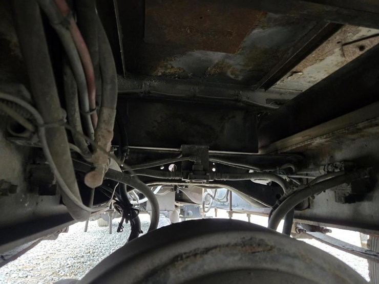2013-international-durastar-4300-image-51