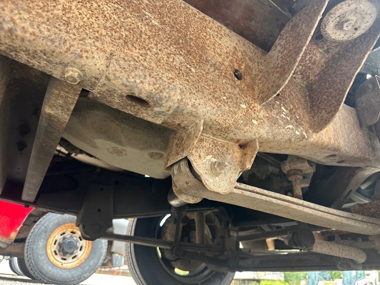 2000-gmc-3500-image-51