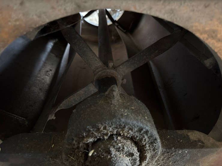 #2915-•-electric-wheat/grain-fanning-mill-trailer-image-25