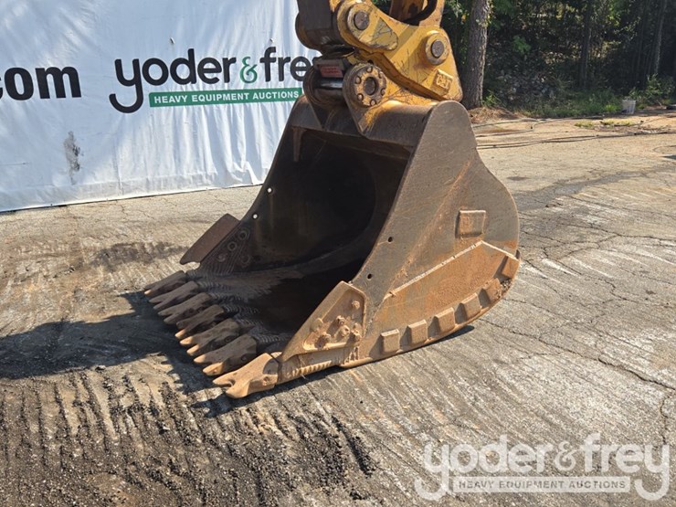 2019-caterpillar-335fl-image-14