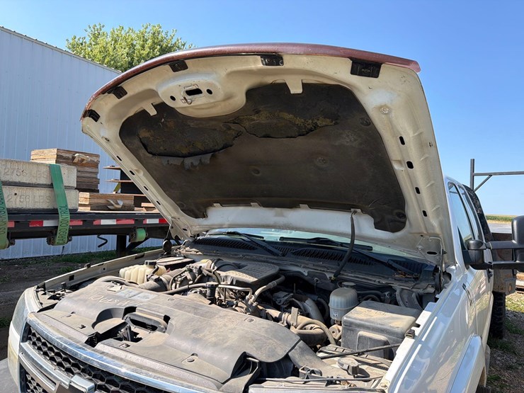 2006-chevrolet-3500-image-52